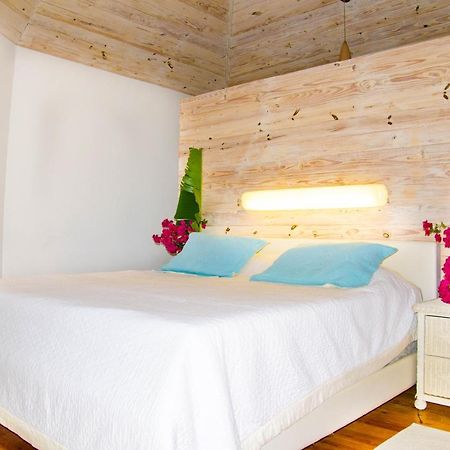 Ocean View Cottage - At Orange Hill Нассау Экстерьер фото