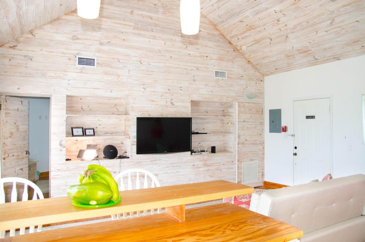 Ocean View Cottage - At Orange Hill Нассау Экстерьер фото